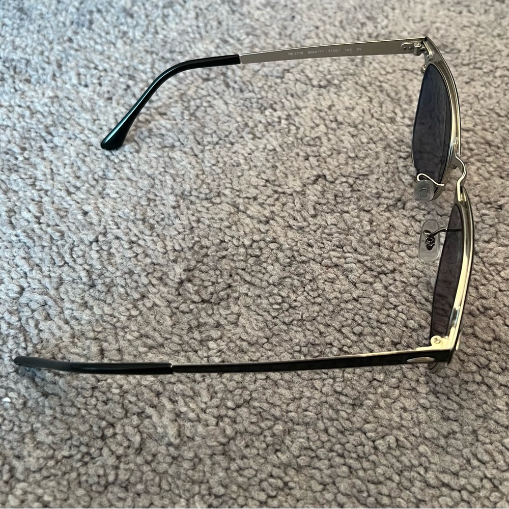 Ray-Ban Clubmaster Classic - Picture 3 of 4